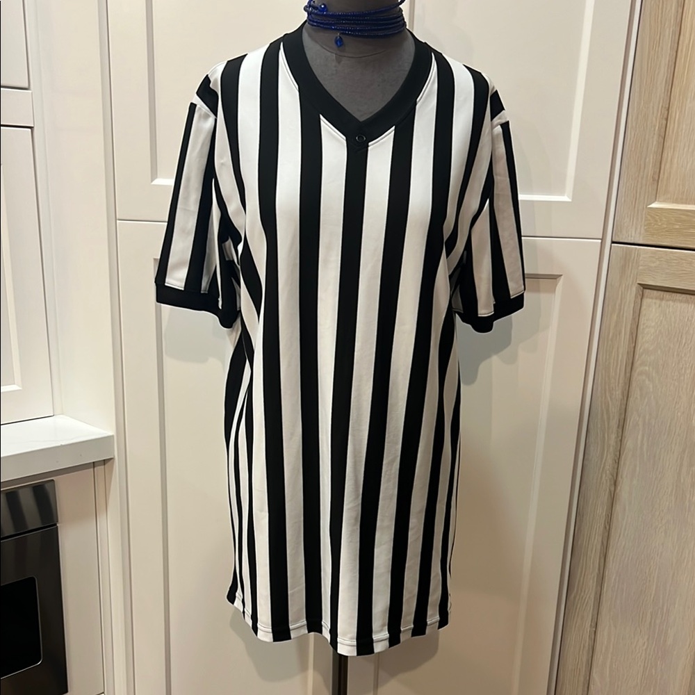 DICK'S Sporting Goods Adult Referee Jersey  size Large